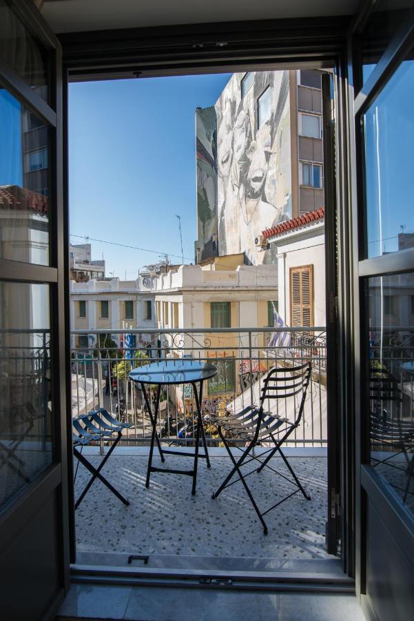 אתונה Ederlezi Zoubourlou Aparthotel מראה חיצוני תמונה